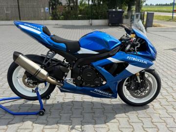 Suzuki Racer GSX-R600 K0
